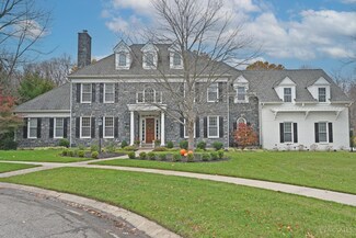 5949 Grand Legacy Dr, Maineville, OH 45039
