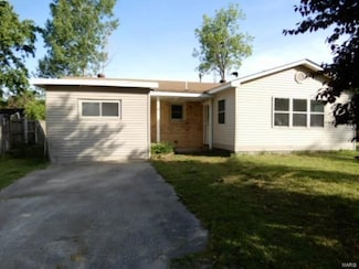 201 Quapaw St, Steele, MO 63877