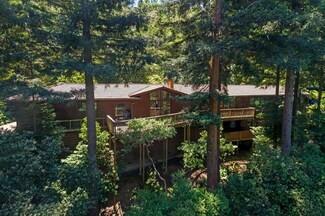 730 Patrol Rd, Woodside, CA 94062