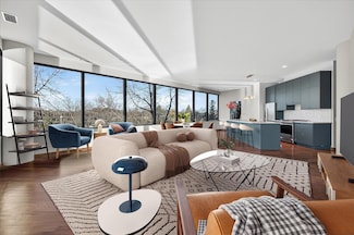 5601 Smetana Dr Unit 304, Minnetonka, MN 55343