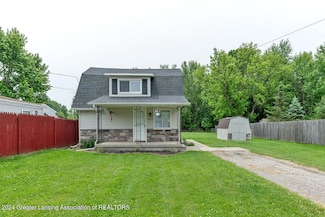 2027 Moffitt St, Lansing, MI 48911