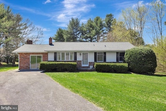 305 Chelsea Ct, Sykesville, MD 21784