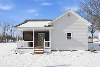 911 N Wayne St, Warren, IN 46792