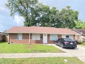222 Adonis Way, Gretna, LA 70056