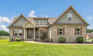 386 Twelve Oaks Dr, Rock Spring, GA 30739