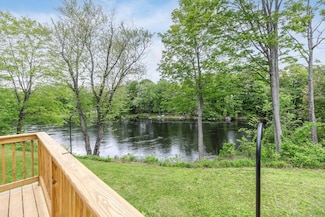 33 Tanner St, Concord, NH 03303