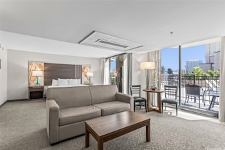 1850 Ala Moana Blvd Unit 206, Honolulu, HI 96815