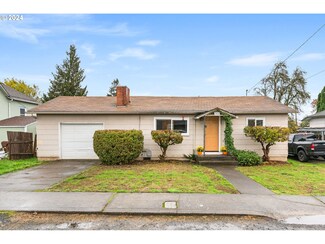 244 S 18th St, Saint Helens, OR 97051