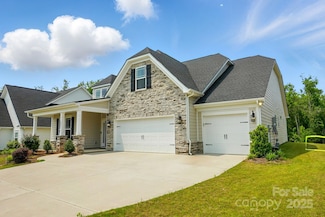 6858 Hunts Mesa Dr, Fort Mill, SC 29707