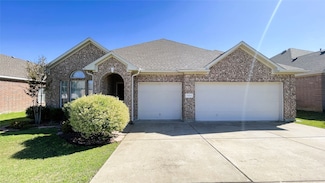 7811 Corona Ct, Arlington, TX 76002