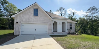 2720 Louis Cir, Crestview, FL 32536