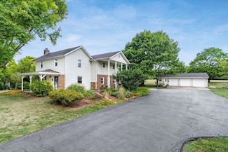 5595 Lancaster Rd, Hebron, OH 43025