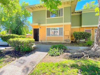 1560 Drake Dr, Davis, CA 95616