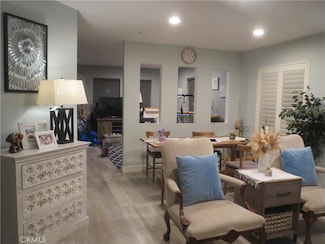 406 E Center St, Anaheim, CA 92805