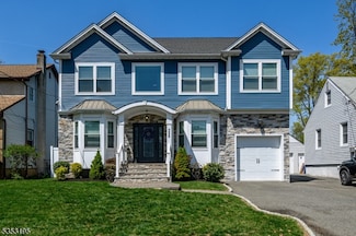 328 Coolidge Dr, Kenilworth, NJ 07033