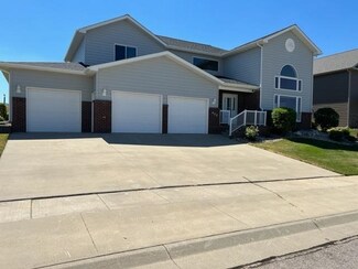 633 Maple Dr, Spearfish, SD 57783