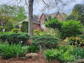 915 Houston Dr, Monroe, NC 28110