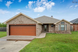 1510 Elizabeth Blvd, Iowa Park, TX 76367