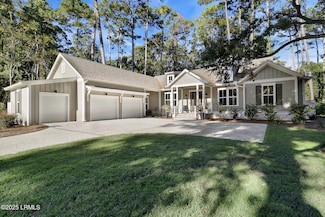61 Winding Oak Dr, Okatie, SC 29909