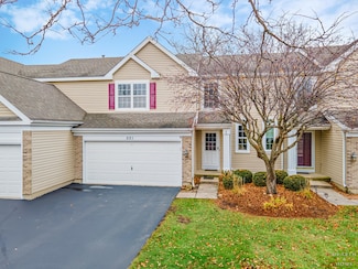 221 Mistwood Ln, Crystal Lake, IL 60014