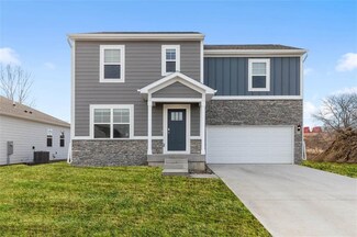 2104 Barry Dr, Adel, IA 50003