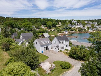3 Farrell St, Stonington, ME 04681