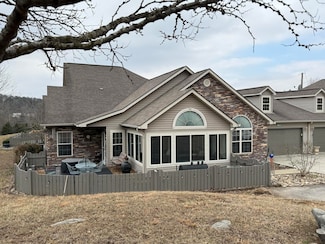 403 Chateau Place, Bronston, KY 42518