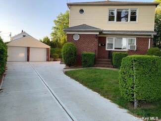 73 Elizabeth St Unit 1, Floral Park, NY 11001