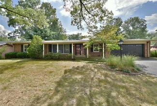 508 Monaco Dr, Saint Louis, MO 63122