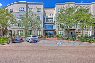 200 River Landing Dr Unit 307, Daniel Island, SC 29492