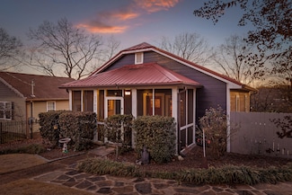 3363 Crompton St, Lupton City, TN 37351