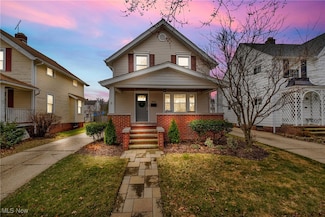 19525 Riverview Ave, Rocky River, OH 44116