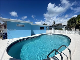 2120 Biarritz Dr Unit 1, Miami Beach, FL 33141