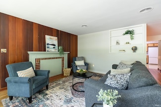 815 S Rose Ave, Bloomington, IN 47401