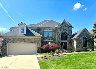 4310 Royal st George Dr, Avon, OH 44011