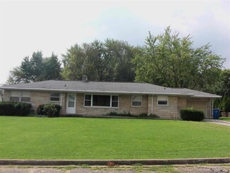 106 N John Poindexter St, Odon, IN 47562