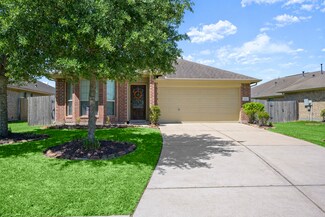 3204 Southern Green Dr, Pearland, TX 77584