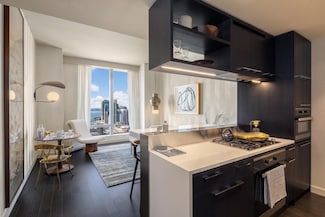 252 South St Unit 66B, New York, NY 10002