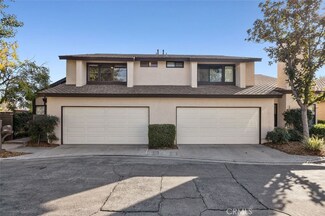 2038 Oakwood Ln, Duarte, CA 91010
