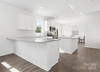 1433 Harleston St, Lake Park, NC 28079