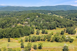 31 W Fairway Dr Unit 24, Etowah, NC 28729