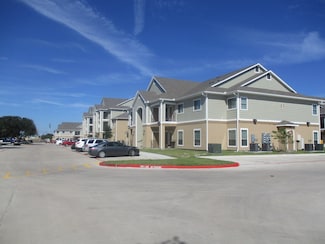 5201 Kostoryz Rd, Corpus Christi, TX 78415