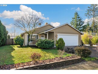 404 E Pinehurst Dr, Newberg, OR 97132