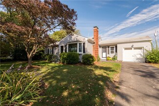 72 Truman Ave, Warren, RI 02885