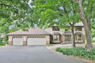 6033 Sargent Ct N, Saint Paul, MN 55110