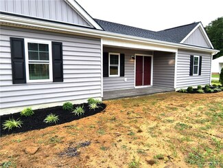 107 Carey St, Jarratt, VA 23867