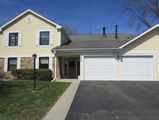 1054 Driftwood Ct Unit C2, Wheeling, IL 60090