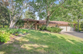 4111 Auburn Dr, Hopkins, MN 55305