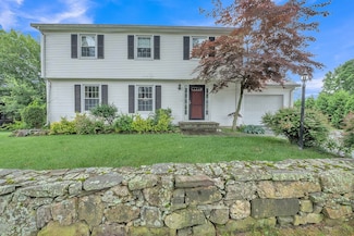 5 Upland St, Auburn, MA 01501