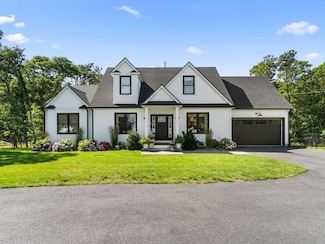116 Sisson Rd, Harwich, MA 02645